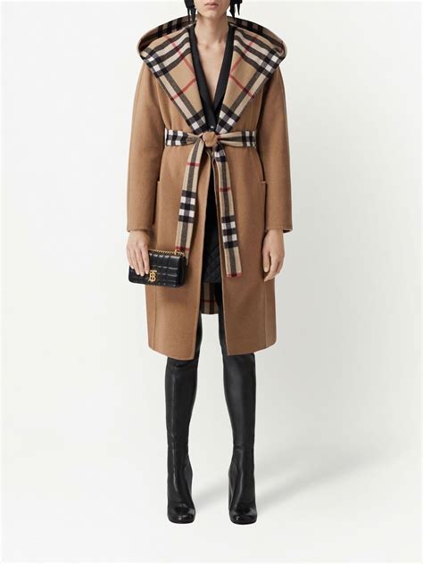 abrigo burberry|Burberry store online.